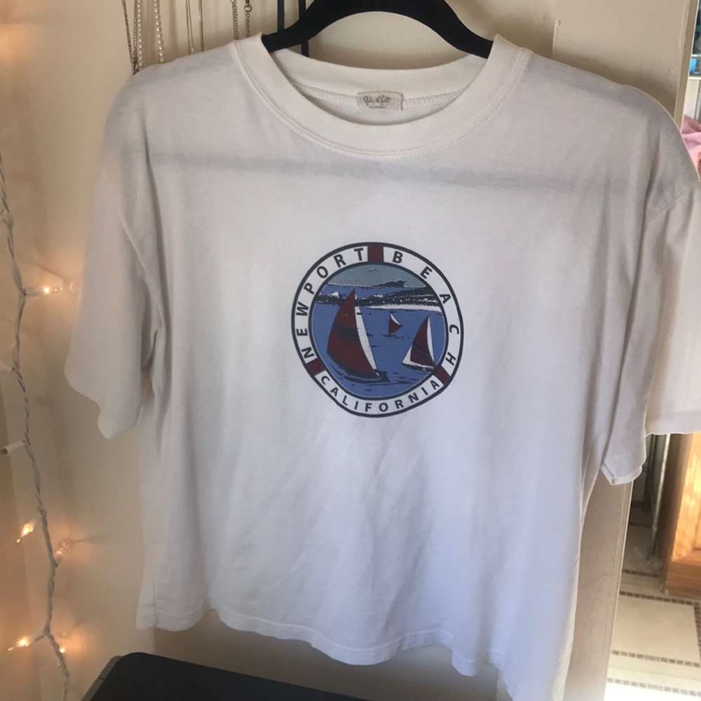 BRANDY MELVILLE John Galt Cali t-shirt